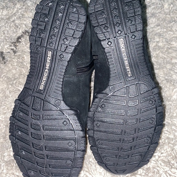 Boots - Picture 4 of 4